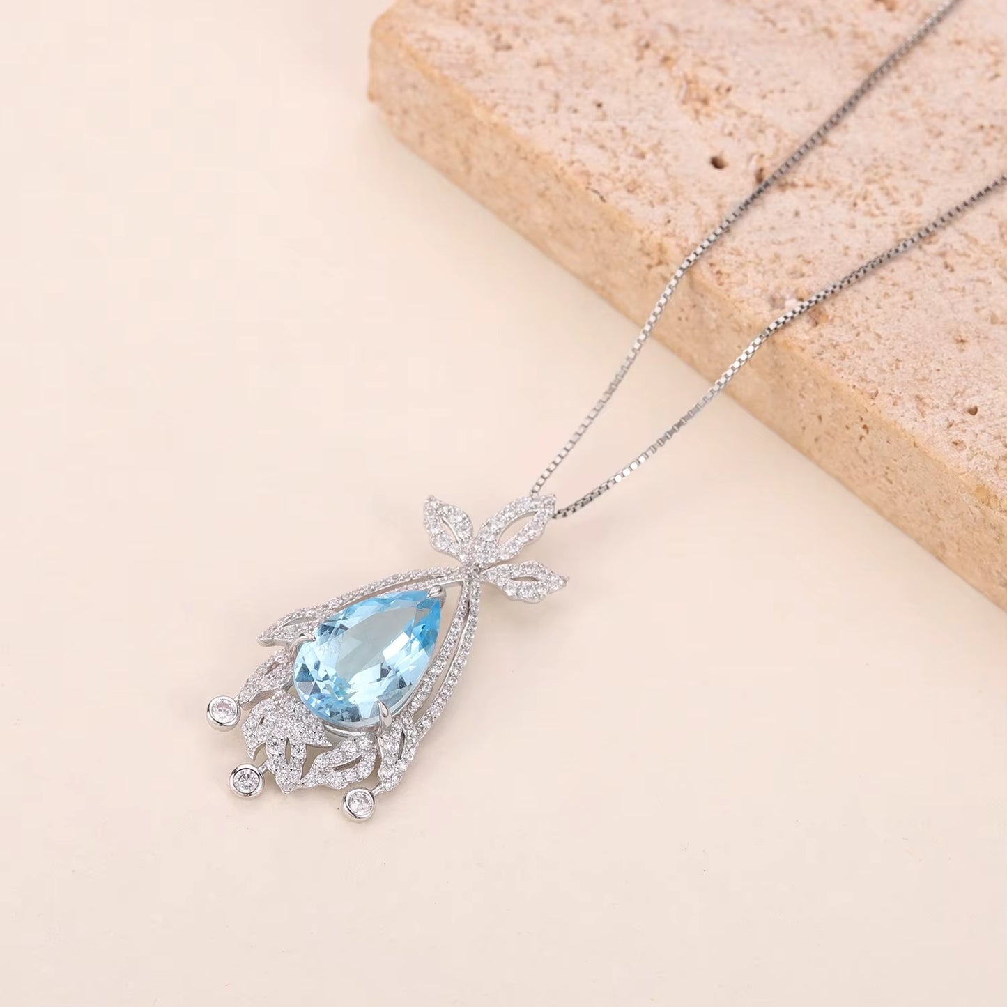 Nautral Sky Blue Topaz Vintage Necklace Bridal Statement Pendant Necklace in 925 Sterling Silver Luxury Jewelry