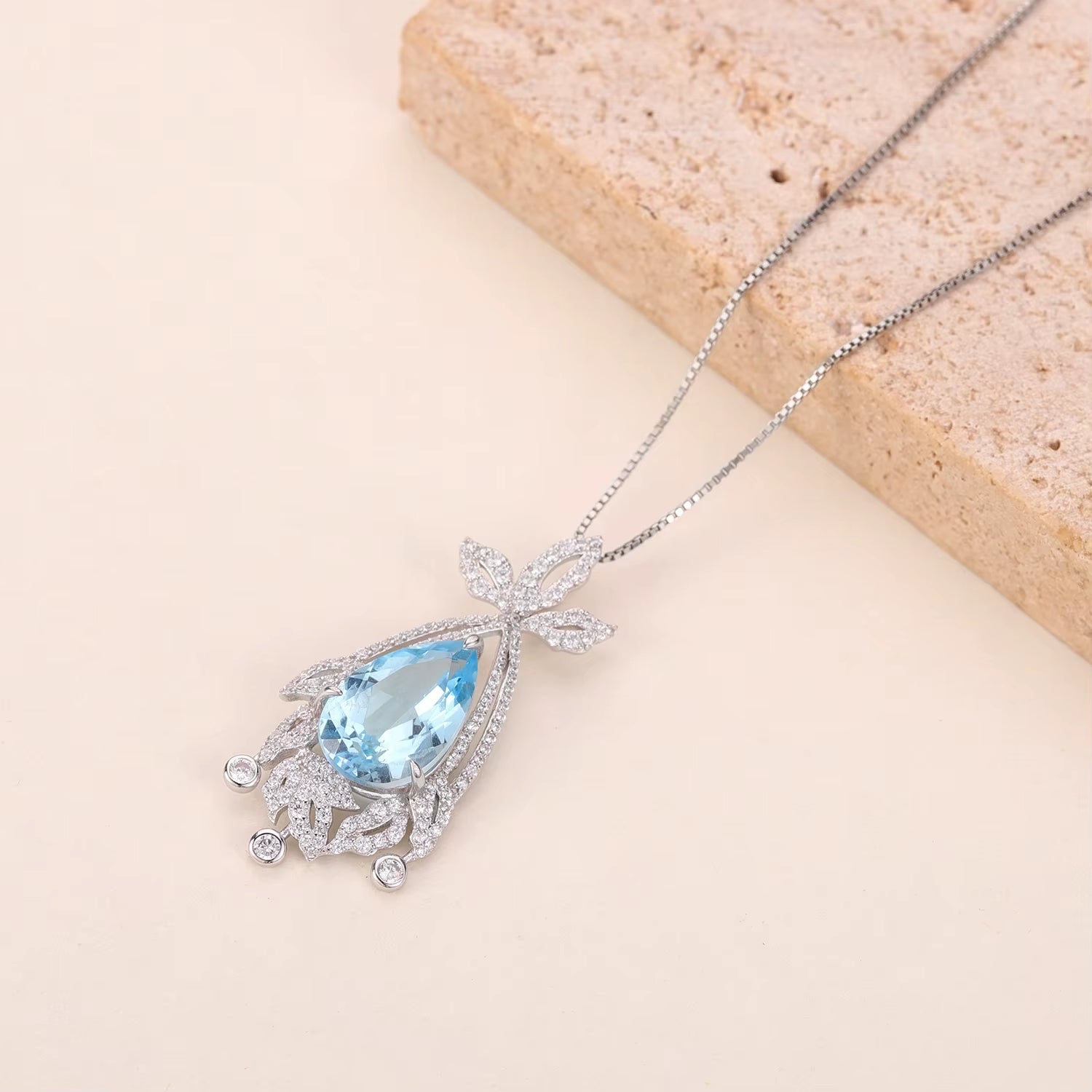 Nautral Sky Blue Topaz Vintage Necklace Bridal Statement Pendant Necklace in 925 Sterling Silver Luxury Jewelry